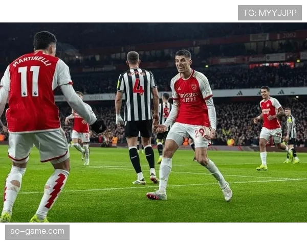 纳森·布罗德黑德表现稳健，闪耀英超赛场成新一代足球明星代表