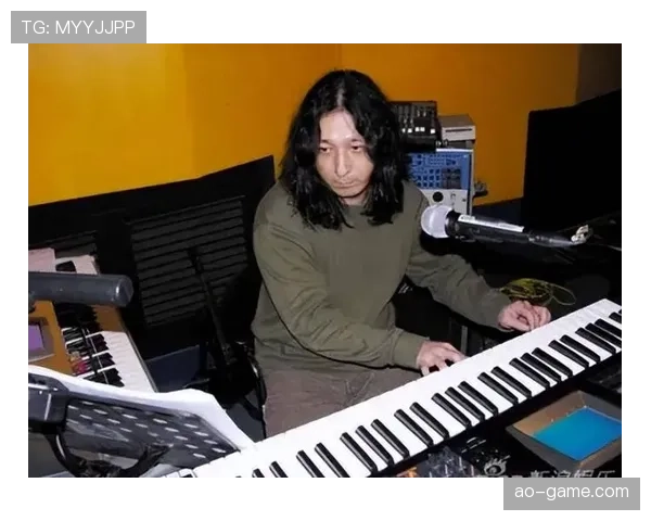 穆西亚拉展现独特魅力与才华，足球场上的艺术家状态回暖