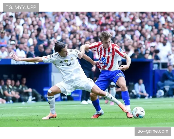 皇马防守稳定性下降:赛季表现波动影响争冠形势 皇马防守稳定性下降:赛季表现波动影响争冠形势