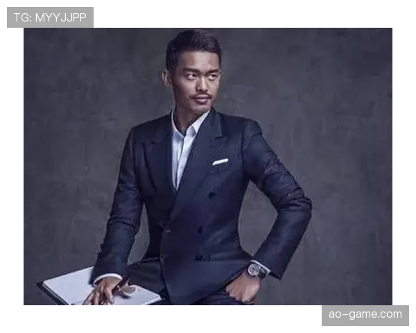 刷到林丹最新街拍，手上那块表的钱能交我半年房租，心态被碾碎了